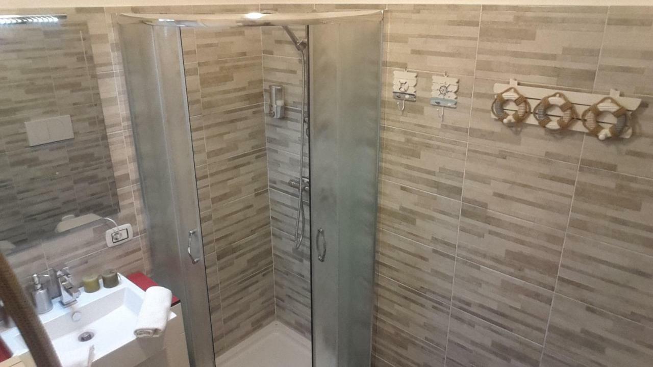 Appartamento Lido 'With Parking Space Included' Тосколано-Мадерно Экстерьер фото